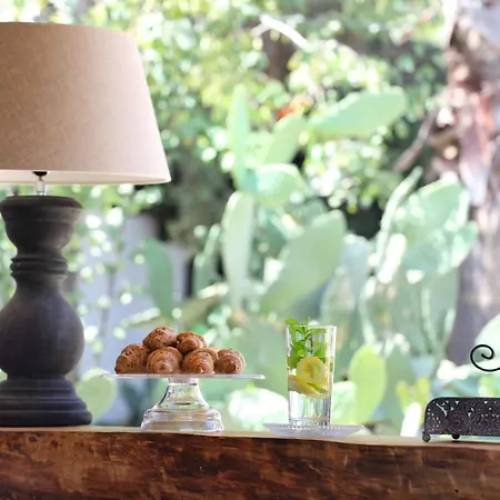 לינה וארוחת בוקר Maison D'enri גאליפולי