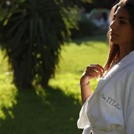 Maison D'enri Bed & Breakfast