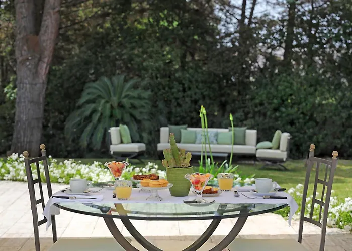 Maison D'enri فندق مبيت وإفطار